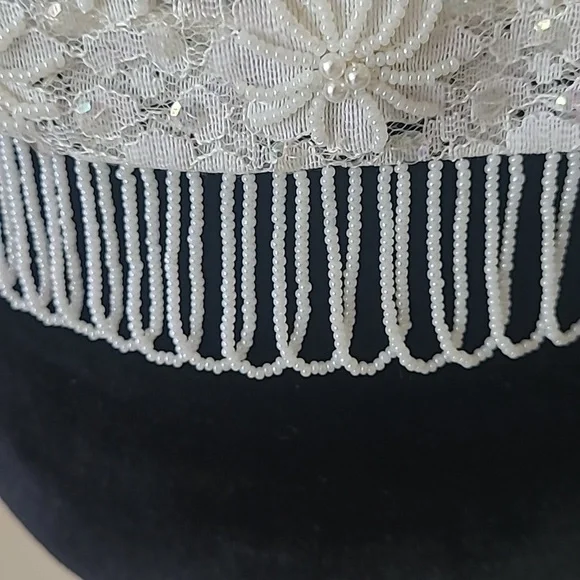 TheEverllitCo. Cashmere Angora beaded tank size 36 - Picture 3 of 11